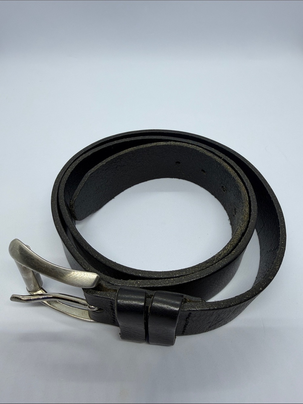 Dockers Black Leather Belt with Brushed Silver Buckle
